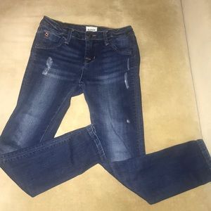 Hudson  girl jeans size 6x blue skinny fit. Bin A6
